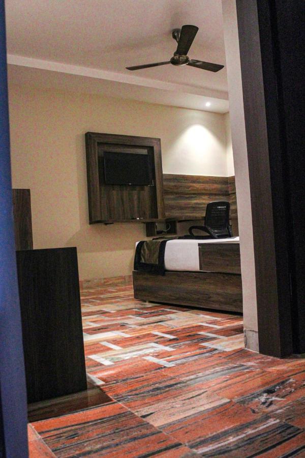 I-Towne' - A Unit Of Hotel Shivam International Deoghar Zewnętrze zdjęcie
