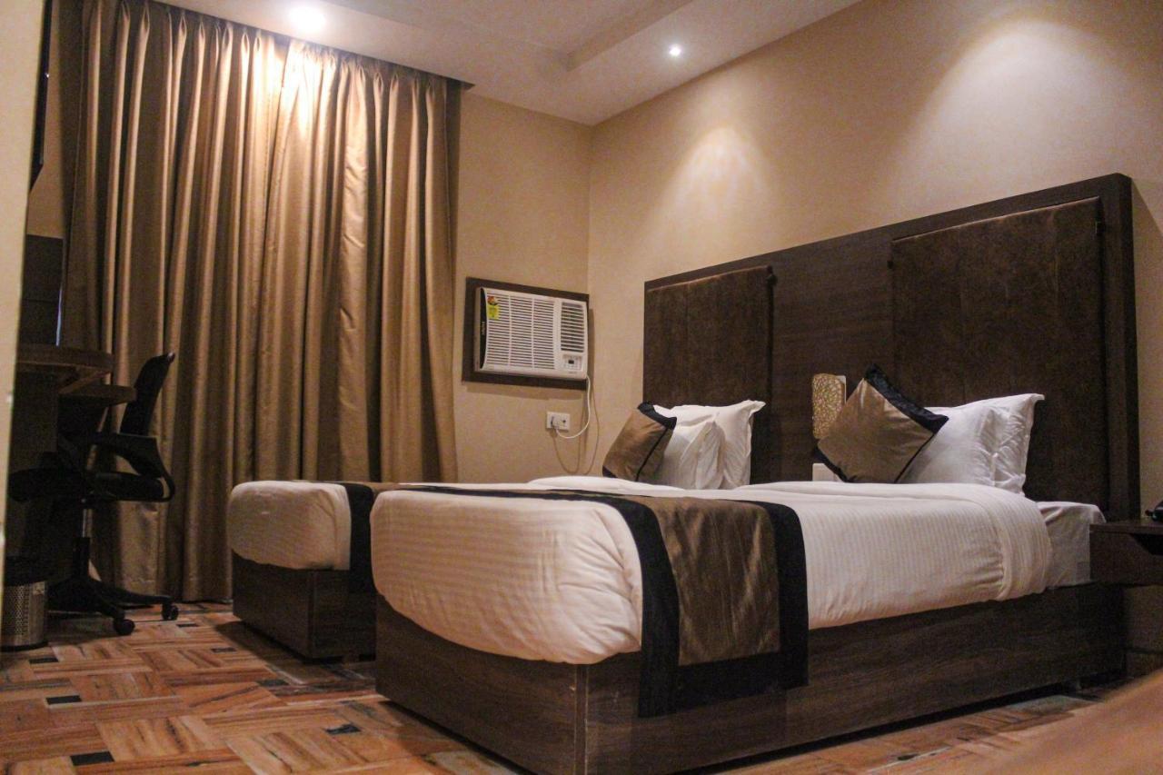 I-Towne' - A Unit Of Hotel Shivam International Deoghar Zewnętrze zdjęcie